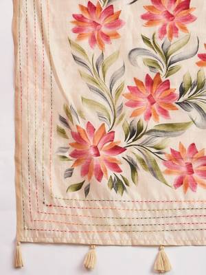 Cream floral printed saree 5