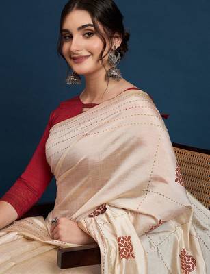 Cream printed party wear saree with unstitched blouse 1