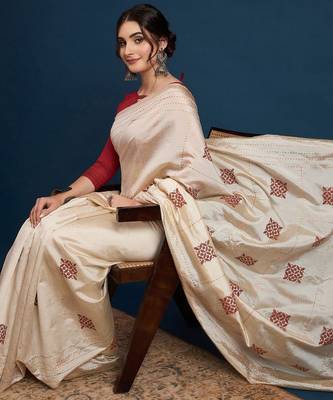 Cream printed party wear saree with unstitched blouse 2