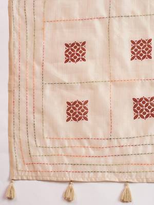 Cream printed party wear saree with unstitched blouse 5