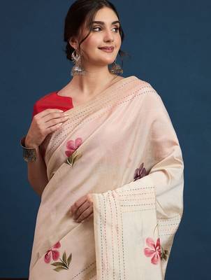 Cream floral printed with embroidered border saree with unstitched blouse 1
