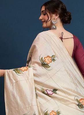 Cream printed party wear saree with unstitched blouse 3
