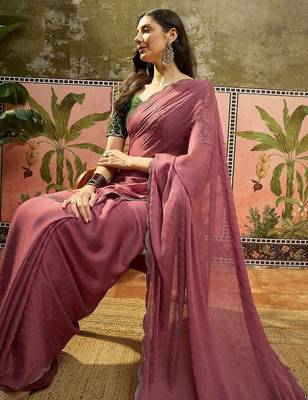 Pink embellished saree with blouse piece 3