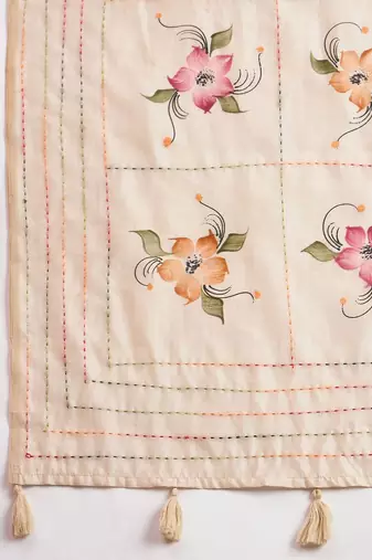 Cream floral kantha work tissue silk saree with unstitched blouse