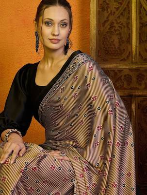 Beige striped printed satin block print saree 5