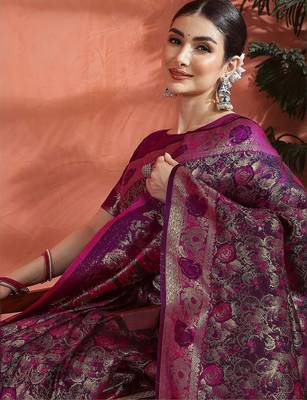 Pink ethnic motifs woven design zari saree 5