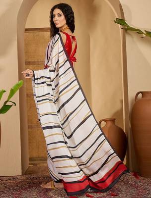 White women striped printed saree 4
