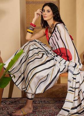 White women striped printed saree 5