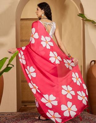 Pink floral printed saree with unstitched blouse 4