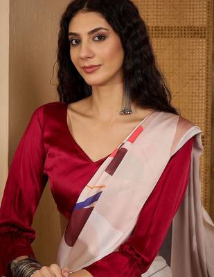 Off white floral printed saree with unstitched blouse 2