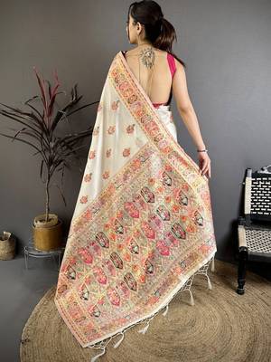 Off white woven design silk blend handloom jamdani saree 4