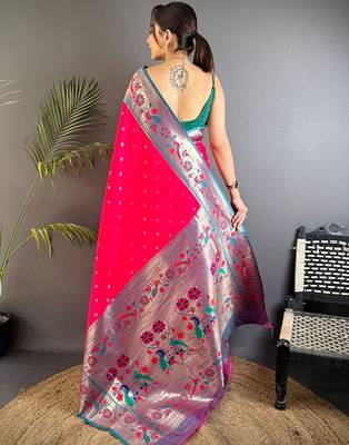 Pink woven design paithani sarees with blouse 3