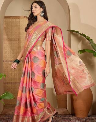 Pink ethnic motifs zari organza handloom saree 2