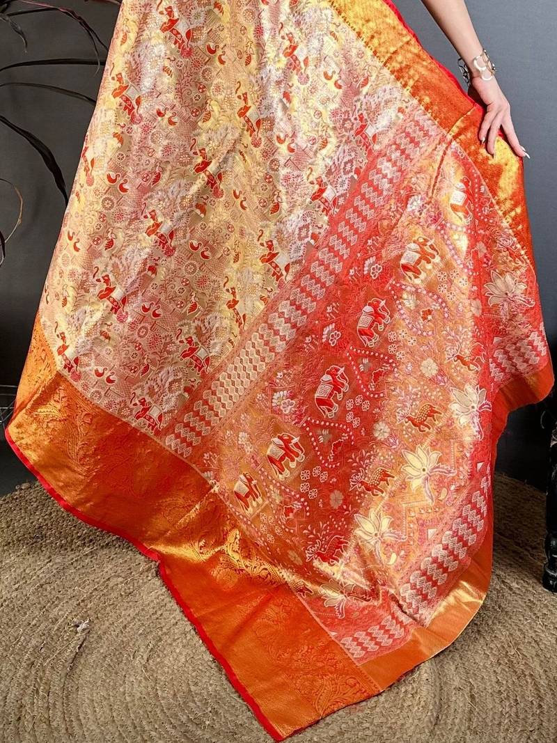 Gold woven design zari silk blend handloom kanjeevaram saree