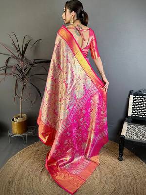 Blue ethnic motifs woven design zari silk blend kanjeevaram saree with blouse piece 4