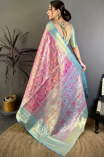 Magenta ethnic motifs zari silk blend handloom kanjeevaram saree