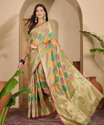 Green ethnic motifs woven design zari organza saree 2