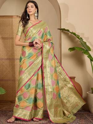 Green ethnic motifs woven design zari organza saree 3