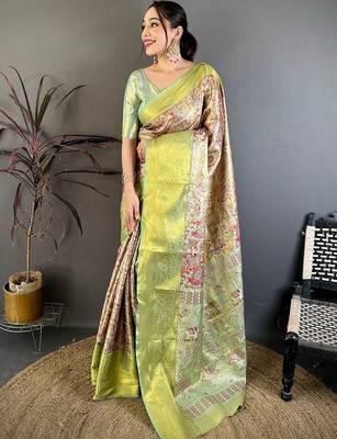 Green ethnic motifs zari silk blend kanjeevaram saree 1