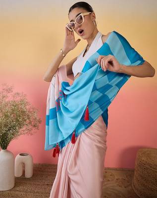 Peach abstract printed saree with unstitched blouse 5