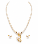 Certified Natural Freshwater Pearl Necklace Set with Pendant & Stud Earrings