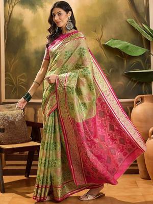 Green woven design floral patola saree 3