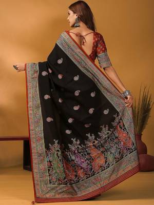 Black ethnic motifs embroidered banarasi saree 4