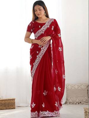 Red embroidered saree with unstitched blouse piece 4