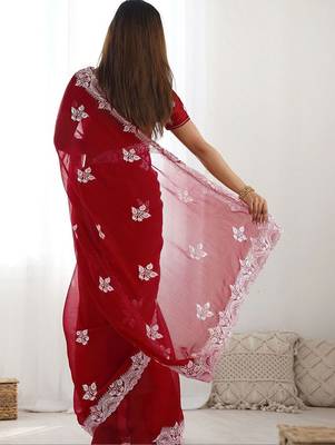 Red embroidered saree with unstitched blouse piece 5