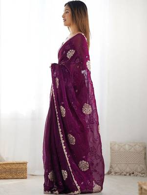 Maroon embroidered saree with unstitched blouse piece 2