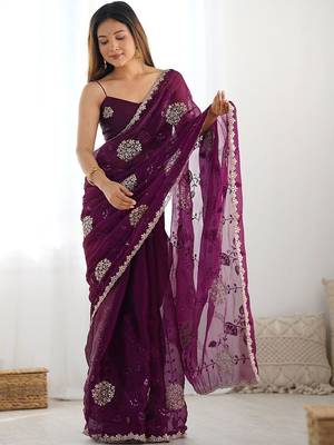 Maroon embroidered saree with unstitched blouse piece 4
