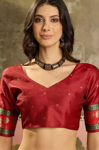 Green woven design saree with unstitched blouse