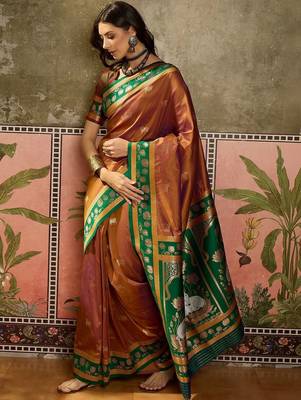 Gold zari woven design saree with contrast unstitched blouse 2