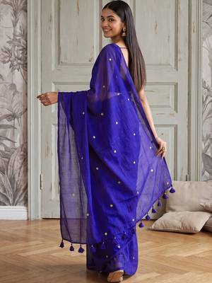 Blue embellished zari  cotton handloom khadi saree 3