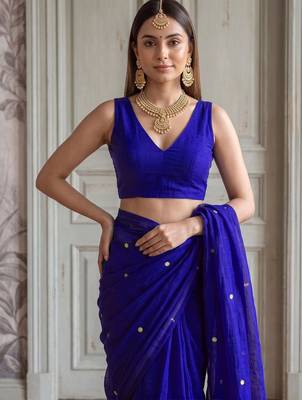 Blue embellished zari  cotton handloom khadi saree 5