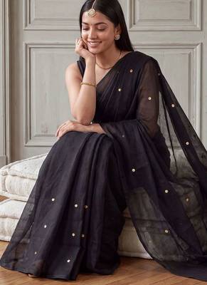 Black embellished sequinned  cotton handloom khadi saree 3
