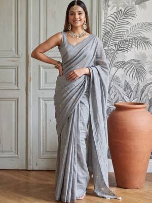 Grey embellished zari  cotton handloom khadi saree 2