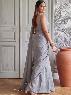 Grey embellished zari  cotton handloom khadi saree 3
