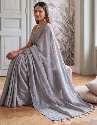 Grey embellished zari  cotton handloom khadi saree 4