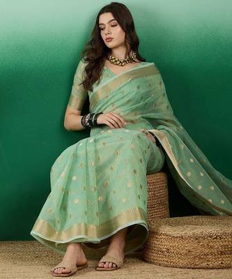 Green ethnic motif zari woven kanjeevaram saree with blouse 5