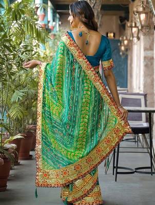 Green women patchwork  chiffon fusion bandhani saree 3