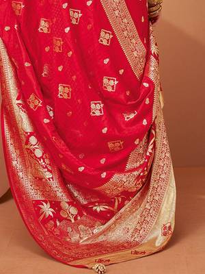 Red ethnic motifs woven design zari saree with unstitched blouse 4