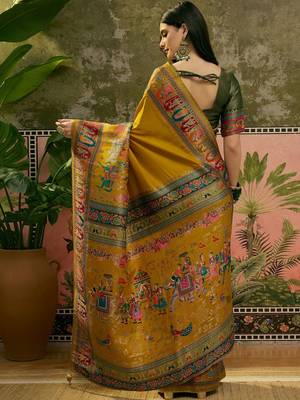 Mustard position printed zari weaving saree with contrast blouse piece 5