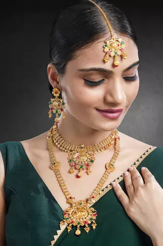 Synthetic stone studded south indian style jewelry set (multicolor 2)