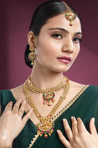 Synthetic stone studded south set necklace earrings maangtikka