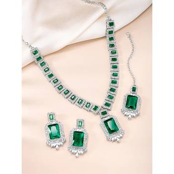 Silver plated green crystal & cubic zirconia studded necklace 2