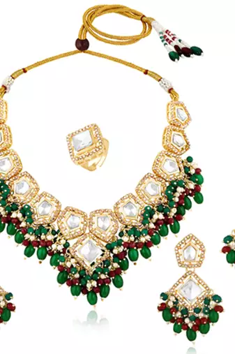 Kundan & beads studded rani pink green necklace earrings maangtikka