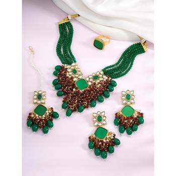 Women's green maroon synthetic stone, kundan & beads studded necklace dangle 1