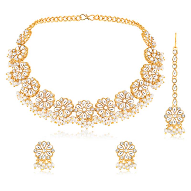 Gold plated white kundan & beads studded necklace earrings