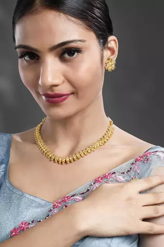Women's choker necklace & floral stud earrings bharatanatyam jewelry set